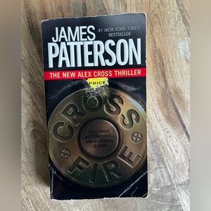 Cross Fire by James Patterson Paperback